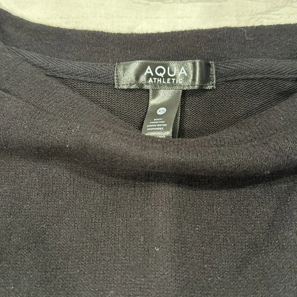NWT aqua athletic by Bloomingdales XS black with white stripe knit set - Picture 4 of 7